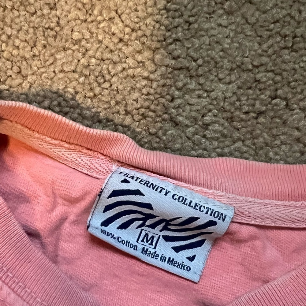 Fraternity Collection Size M t-shirt - Picture 3 of 4
